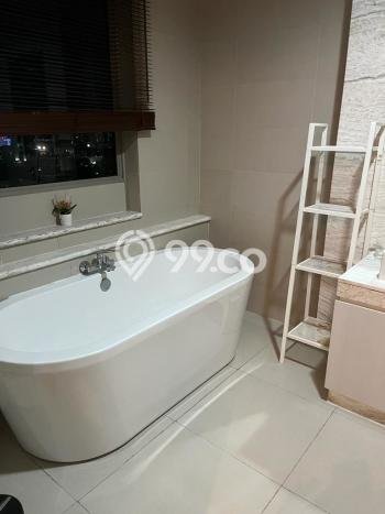 Disewakan Apartemen Kawasan , 3 KM, Luas 170m2m², Pemandangan Bagus Disewakan Apartemen Kawasan , 3 KM, Luas 170m2m², Pemandangan Bagus