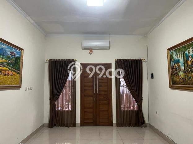 Rumah Minimalis di Joglo, Jakarta Barat, LT 176m² Bangunan 230m² Rumah Minimalis di Joglo, Jakarta Barat, LT 176m² Bangunan 230m²