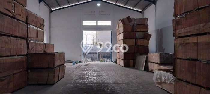 Gudang Kawasan Komersial Kawasan Dadap, Luas 950m², Siap Operasi Gudang Kawasan Komersial Kawasan Dadap, Luas 950m², Siap Operasi