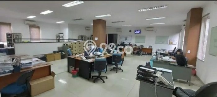 KEUNTUNGAN BERLIPAT! Kantor di Duren Sawit, Luas 800m², Lokasi Mainroad KEUNTUNGAN BERLIPAT! Kantor di Duren Sawit, Luas 800m², Lokasi Mainroad