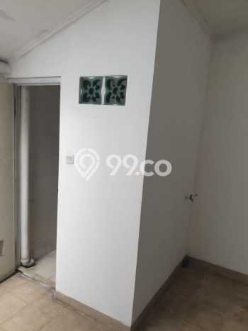 Rumah 2 Kamar Tidur Konsep Modern di Puri Indah, Dekat Fasilitas Umum, Jakarta Barat Rumah 2 Kamar Tidur Konsep Modern di Puri Indah, Dekat Fasilitas Umum, Jakarta Barat