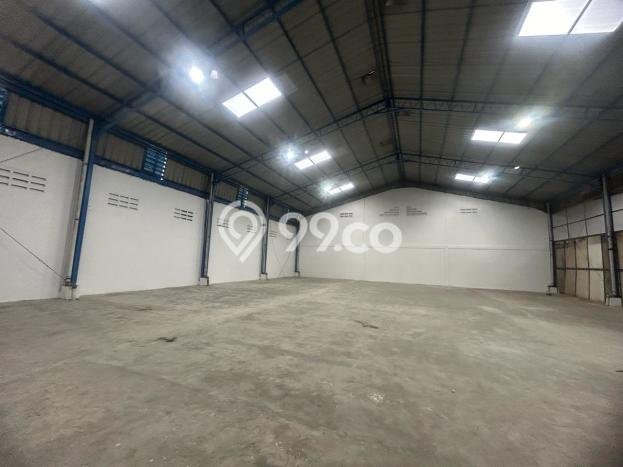 Gudang Disewakan di Cipondoh, Luas 1400m², Lokasi Komersial, Akses Utama Gudang Disewakan di Cipondoh, Luas 1400m², Lokasi Komersial, Akses Utama