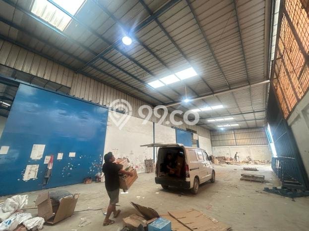 For Rent Gudang Premium Kawasan Cipondoh, Luas 1350m2m², Lokasi Bisnis, Akses Bagus For Rent Gudang Premium Kawasan Cipondoh, Luas 1350m2m², Lokasi Bisnis, Akses Bagus