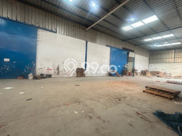 For Rent Gudang Premium Kawasan Cipondoh, Luas 1350m2m², Lokasi Bisnis, Akses Bagus For Rent Gudang Premium Kawasan Cipondoh, Luas 1350m2m², Lokasi Bisnis, Akses Bagus