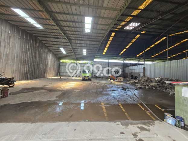 Gudang For Rent di Daan Mogot, Luas 1100m2m², Lingkungan Bisnis Gudang For Rent di Daan Mogot, Luas 1100m2m², Lingkungan Bisnis