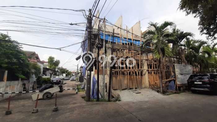 Dijual Rumah 3 Kamar Lokasi Ideal Bagus dan Strategis di Kelapa Gading Dijual Rumah 3 Kamar Lokasi Ideal Bagus dan Strategis di Kelapa Gading