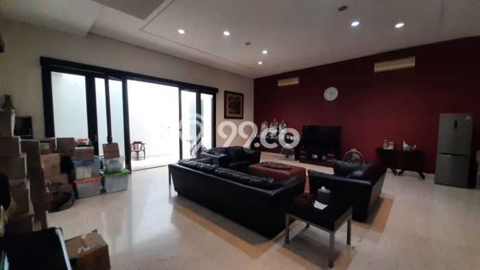Dijual Rumah Luas Megah Dengan View Cantik di Pluit, Jakarta Utara Dijual Rumah Luas Megah Dengan View Cantik di Pluit, Jakarta Utara