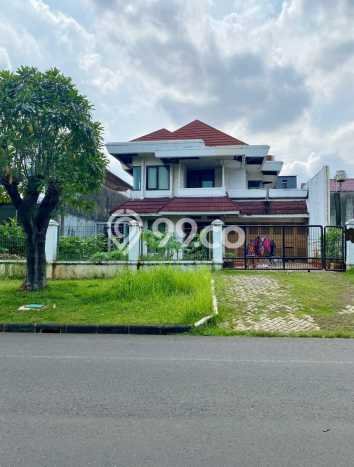 Siap Huni Rumah Mewah 5 Kamar di Kebon Jeruk Dekat ke Mana Pun Siap Huni Rumah Mewah 5 Kamar di Kebon Jeruk Dekat ke Mana Pun