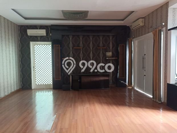 Dijual Rumah Mewah Megah Dengan View Eksklusif di Green Ville, Jakarta Barat Dijual Rumah Mewah Megah Dengan View Eksklusif di Green Ville, Jakarta Barat