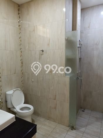 Dijual Rumah Mewah Megah Dengan View Eksklusif di Green Ville, Jakarta Barat Dijual Rumah Mewah Megah Dengan View Eksklusif di Green Ville, Jakarta Barat