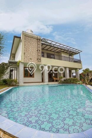 Vila Strategis Kawasan Cisarua, Ukuran 1600m2m², Dekat ke berbagai keperluan Vila Strategis Kawasan Cisarua, Ukuran 1600m2m², Dekat ke berbagai keperluan