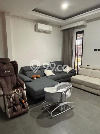 Lokasi strategis! Rumah siap huni disewakan di Cengkareng LB 210m2 Lokasi strategis! Rumah siap huni disewakan di Cengkareng LB 210m2