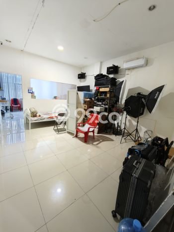 Unit Ruko Dijual di Jakarta Barat LT 84m2 & LB 180m2 Unit Ruko Dijual di Jakarta Barat LT 84m2 & LB 180m2
