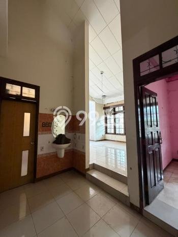 Rumah Elit Modern Tanpa Renovasi di Pondok Bambu Jakarta Timur Rumah Elit Modern Tanpa Renovasi di Pondok Bambu Jakarta Timur