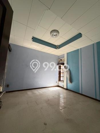 Rumah Elit Modern Tanpa Renovasi di Pondok Bambu Jakarta Timur Rumah Elit Modern Tanpa Renovasi di Pondok Bambu Jakarta Timur