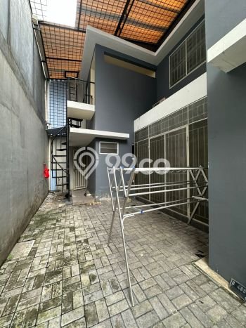 Rumah Luxury Modern Tanpa Renovasi di Green Lake City Jakarta Barat Rumah Luxury Modern Tanpa Renovasi di Green Lake City Jakarta Barat