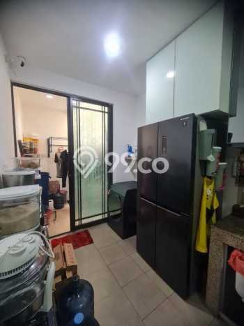 Rumah Mewah LB 120m2 Siap Huni Desain Elegan di Green Lake City, Jakarta Barat Rumah Mewah LB 120m2 Siap Huni Desain Elegan di Green Lake City, Jakarta Barat