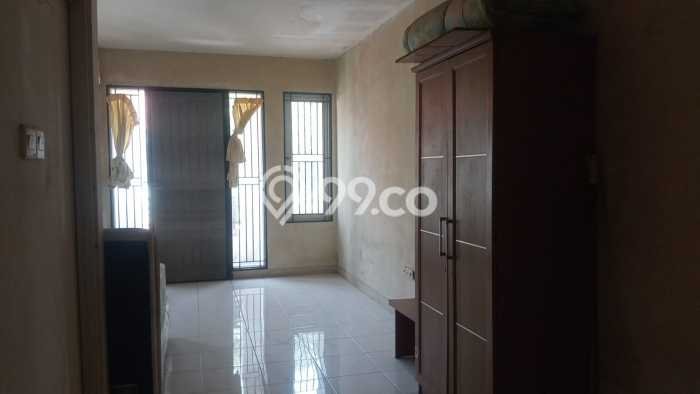 For Sale Hunian Rumah Nyaman 5 Kamar di Metro Permata, Tangerang For Sale Hunian Rumah Nyaman 5 Kamar di Metro Permata, Tangerang