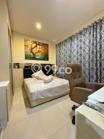 Jual Rumah Luas Elegan Dengan View Eksklusif di Green Lake City, Jakarta Barat Jual Rumah Luas Elegan Dengan View Eksklusif di Green Lake City, Jakarta Barat