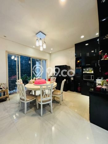Ready to Use! Luxury House LT 144m2 Desain Elegan di Green Lake City Ready to Use! Luxury House LT 144m2 Desain Elegan di Green Lake City