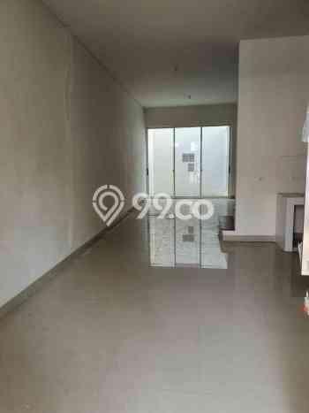 Jual Rumah Bagus Siap Huni LB 181m2 di Wiyung, Surabaya Jual Rumah Bagus Siap Huni LB 181m2 di Wiyung, Surabaya