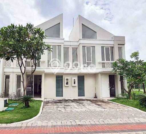 For Sale Hunian Rumah Terawat 2 Kamar di Pakuwon, Surabaya For Sale Hunian Rumah Terawat 2 Kamar di Pakuwon, Surabaya