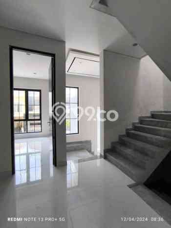 Ready to Use! Premium House LT 128m2 Desain Elegan di Graha Ready to Use! Premium House LT 128m2 Desain Elegan di Graha
