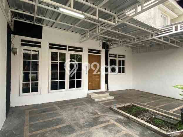 Rumah Modern 2 KT LT 136m2 di Manyar Rumah Modern 2 KT LT 136m2 di Manyar