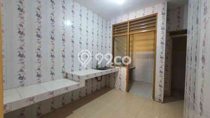 Rumah Nyaman di Darmo permai, Surabaya, Luas 264m² LB 325m² Rumah Nyaman di Darmo permai, Surabaya, Luas 264m² LB 325m²
