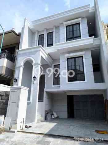Ready to Use! Premium House LT 128m2 Desain Elegan di Graha Ready to Use! Premium House LT 128m2 Desain Elegan di Graha