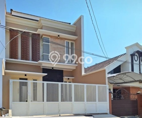 Jual Rumah Mewah Megah Dengan View Cantik di Manyar, Surabaya Jual Rumah Mewah Megah Dengan View Cantik di Manyar, Surabaya