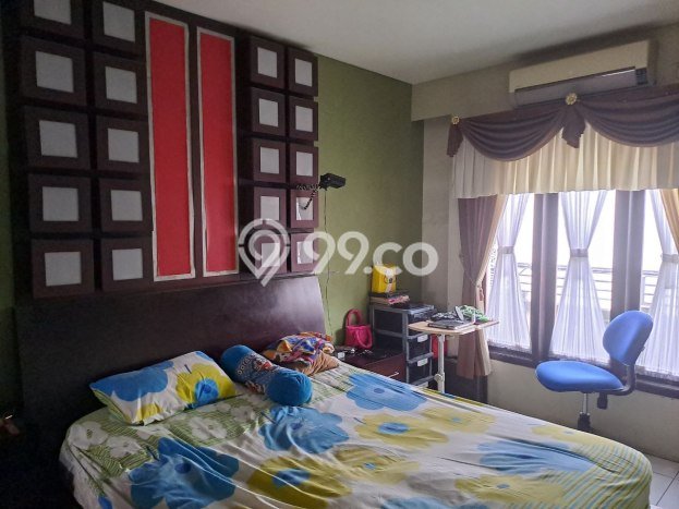 Rumah LT 203m2m² / LB 300m2m² One Gate System di , Bandung Rumah LT 203m2m² / LB 300m2m² One Gate System di , Bandung