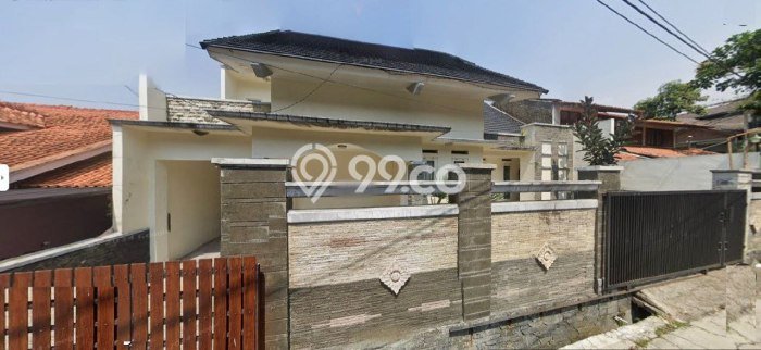 BEST PRICE! Rumah Premium area Awiligar, LT 259m2m² LB 300m2m² BEST PRICE! Rumah Premium area Awiligar, LT 259m2m² LB 300m2m²