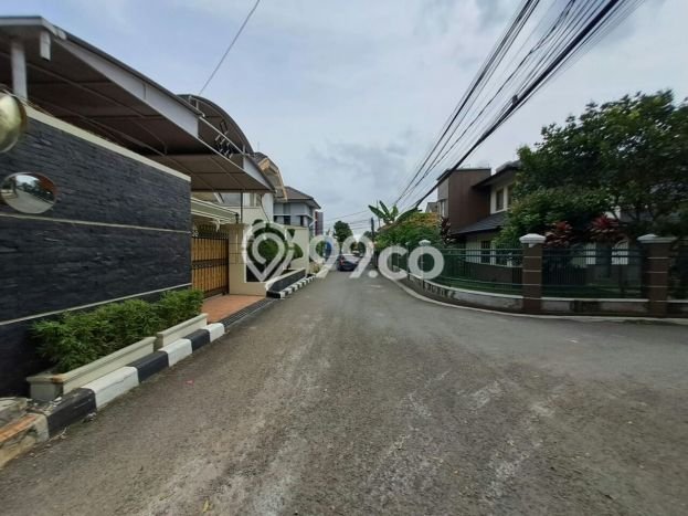 JUAL CEPAT! Rumah Ready Stock Area Strategis , Luas 436m2m² Bangunan 600m2m² JUAL CEPAT! Rumah Ready Stock Area Strategis , Luas 436m2m² Bangunan 600m2m²