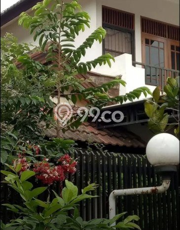 Rumah Strategis Modern Lb 200m2 di Antapani, Bandung Rumah Strategis Modern Lb 200m2 di Antapani, Bandung