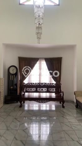 Ready to Use! Premium House LT 400m2 Desain Elegan di Turangga Ready to Use! Premium House LT 400m2 Desain Elegan di Turangga