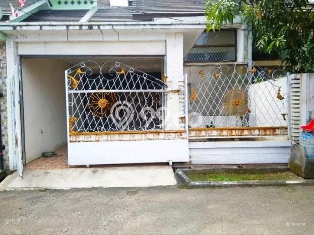 Jual Murah Rumah 4 Kamar Tidur di Kawasan Residential Terusan Buah Batu, Bandung Jual Murah Rumah 4 Kamar Tidur di Kawasan Residential Terusan Buah Batu, Bandung