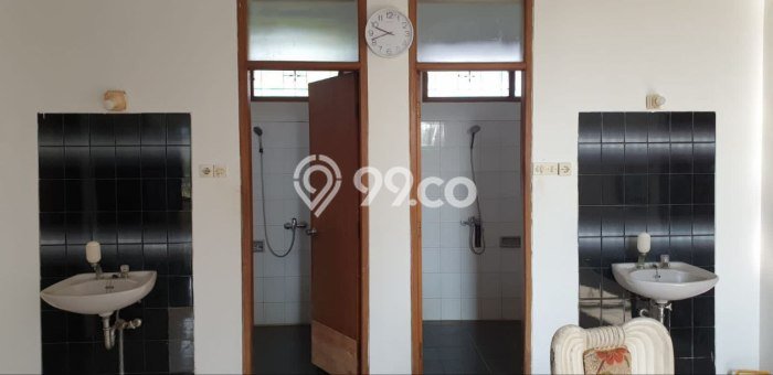 Dijual Rumah Luas Elegan Dengan View Cantik di Cihanjuang, Bandung Dijual Rumah Luas Elegan Dengan View Cantik di Cihanjuang, Bandung