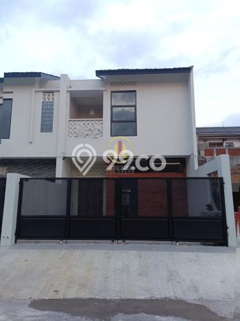 Jual Rumah Bagus Siap Huni LB 120m2 di Margahayu, Bandung Jual Rumah Bagus Siap Huni LB 120m2 di Margahayu, Bandung