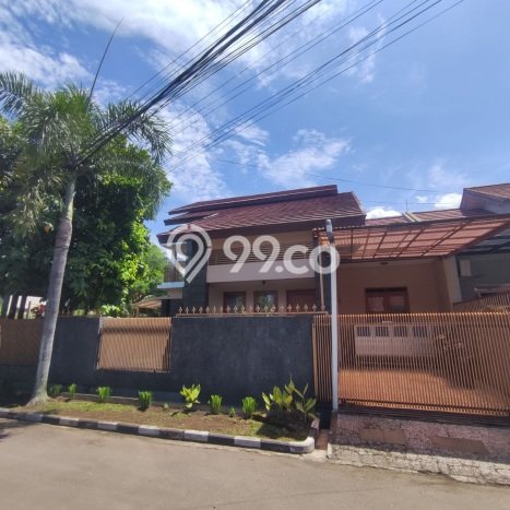 Hunian Impian Keluarga! Rumah Mewah di Antapani, Bandung, LT 268m2m² Bangunan 330m2m² Hunian Impian Keluarga! Rumah Mewah di Antapani, Bandung, LT 268m2m² Bangunan 330m2m²