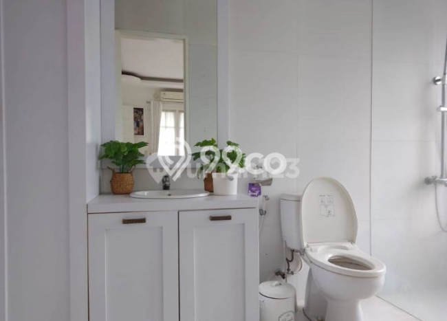 Jual Segera Rumah LT 288m² / LB 270m² di Kawasan Komersial Pondok Hijau, Bandung Jual Segera Rumah LT 288m² / LB 270m² di Kawasan Komersial Pondok Hijau, Bandung