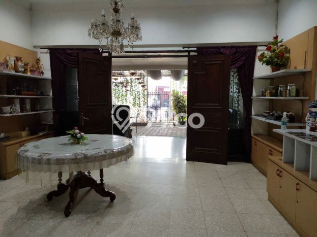 Rumah Strategis 5 Kamar Tidur dan 4 Kamar Mandi di , Dekat Pusat Kota, Bandung Rumah Strategis 5 Kamar Tidur dan 4 Kamar Mandi di , Dekat Pusat Kota, Bandung