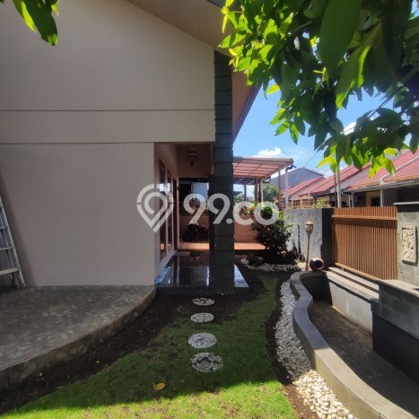 Hunian Impian Keluarga! Rumah Mewah di Antapani, Bandung, LT 268m2m² Bangunan 330m2m² Hunian Impian Keluarga! Rumah Mewah di Antapani, Bandung, LT 268m2m² Bangunan 330m2m²