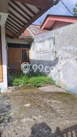 For Sale Rumah 2 Kamar Lokasi Ideal Nyaman dan Strategis di Antapani For Sale Rumah 2 Kamar Lokasi Ideal Nyaman dan Strategis di Antapani