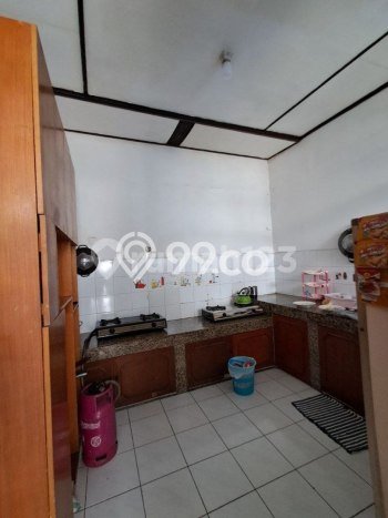 Dijual Rumah 5 Kamar Lokasi Ideal Bagus dan Strategis di Batununggal Dijual Rumah 5 Kamar Lokasi Ideal Bagus dan Strategis di Batununggal
