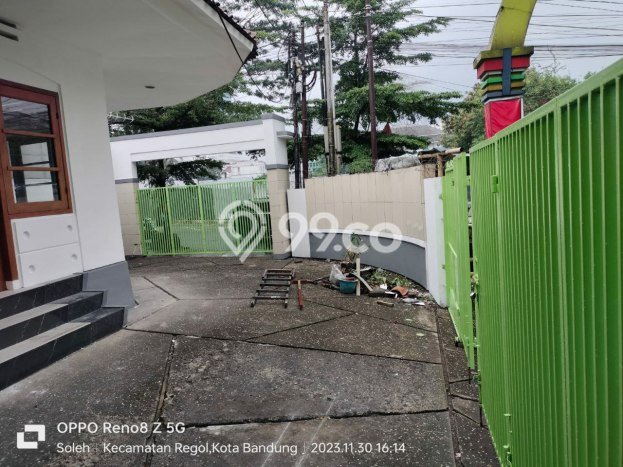 PROPERTI PILIHAN! Rumah di Lengkong, LT 194m² LB 165m² PROPERTI PILIHAN! Rumah di Lengkong, LT 194m² LB 165m²