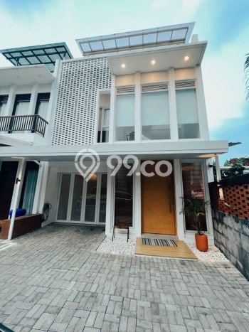BEST CHOICE! Rumah di Cigadung, Luas 109m² LB 218m² BEST CHOICE! Rumah di Cigadung, Luas 109m² LB 218m²