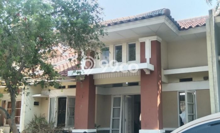 Rumah Berkualitas LT 144m² / LB 76m² di Kota Baru Parahyangan, Dekat Pusat Kota, Bandung Rumah Berkualitas LT 144m² / LB 76m² di Kota Baru Parahyangan, Dekat Pusat Kota, Bandung