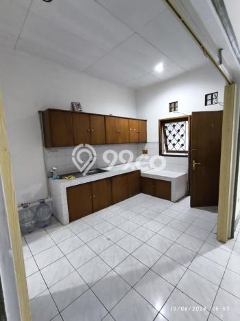 BEST CHOICE! Rumah di Batununggal, Luas 220m² LB 200m² BEST CHOICE! Rumah di Batununggal, Luas 220m² LB 200m²