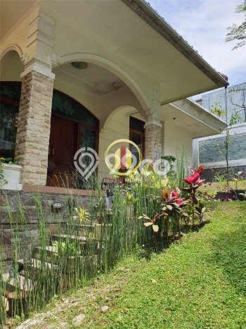 PENAWARAN TERBATAS! Rumah Premium di , LT 490m2m² LB 300m2m² PENAWARAN TERBATAS! Rumah Premium di , LT 490m2m² LB 300m2m²